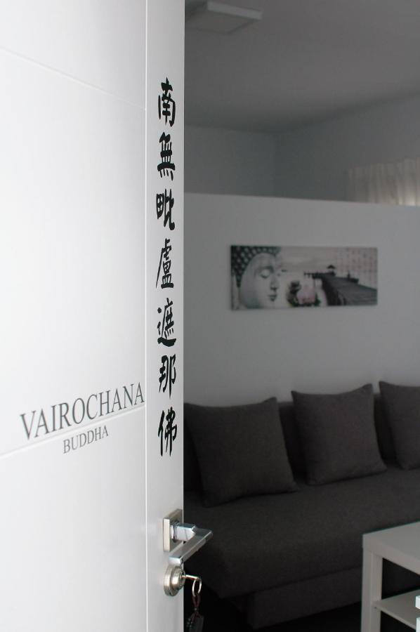 Jingtu Wellness & Spa B&B Comares Bagian luar foto